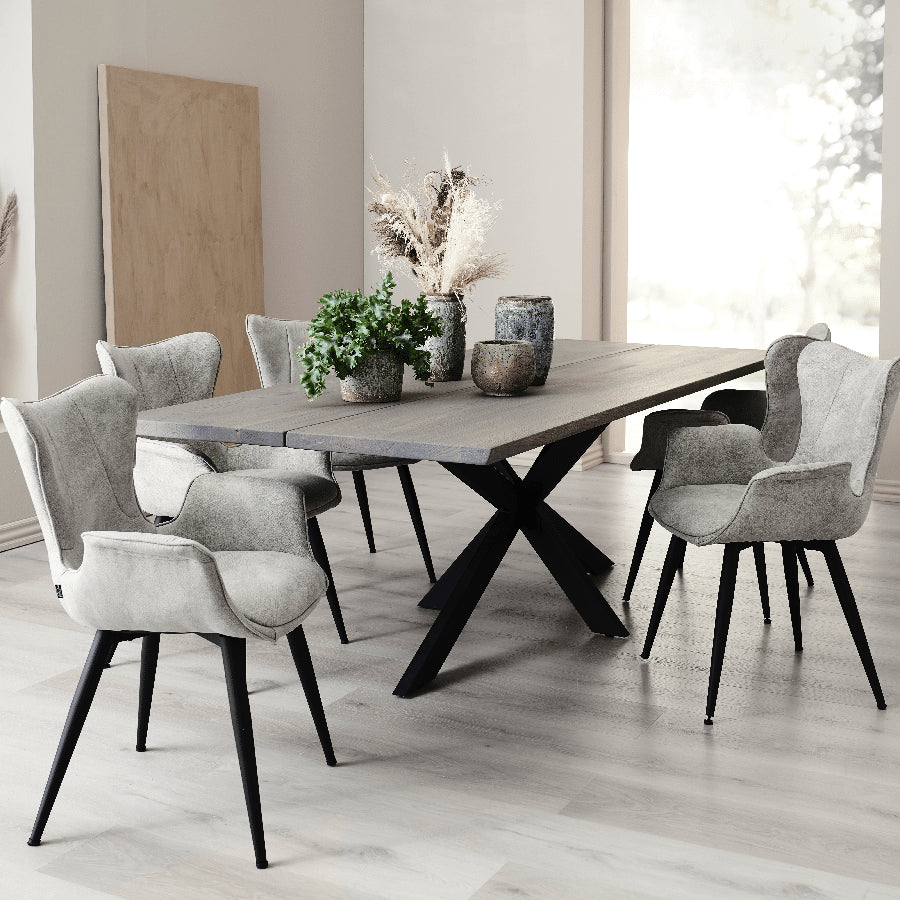 Asta Snedker Spisebord i Massiv Egetræ & Grå Olie fra House Of Sander | B103cm. L240-295cm. H4cm. – fra Unique Beds, Home & Living