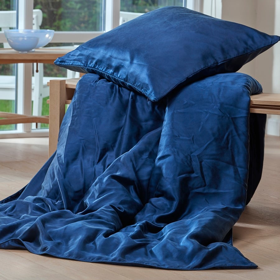 Sengetøj i 100% Morbærsilke fra Butterfly Silk | Blå