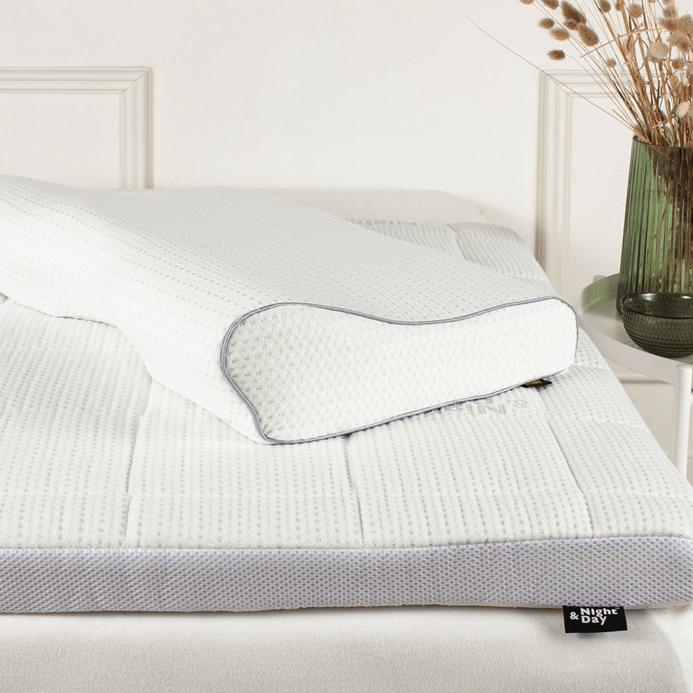 CEPHEUS Ergonomisk pude fra Night&Day | 55x35x11/6