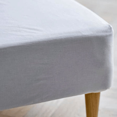 Calm White Boxlagen i 100% Bomuld fra Södahl | 180x200 cm - OUTLET