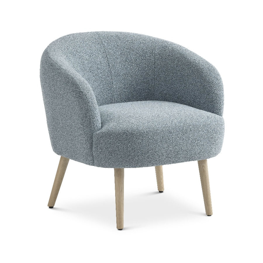 Conrad Loungestol i Møbelstof/Micro Bull Læder & Træben fra Lexpo Living | Flere Farver – fra Unique Beds, Home & Living