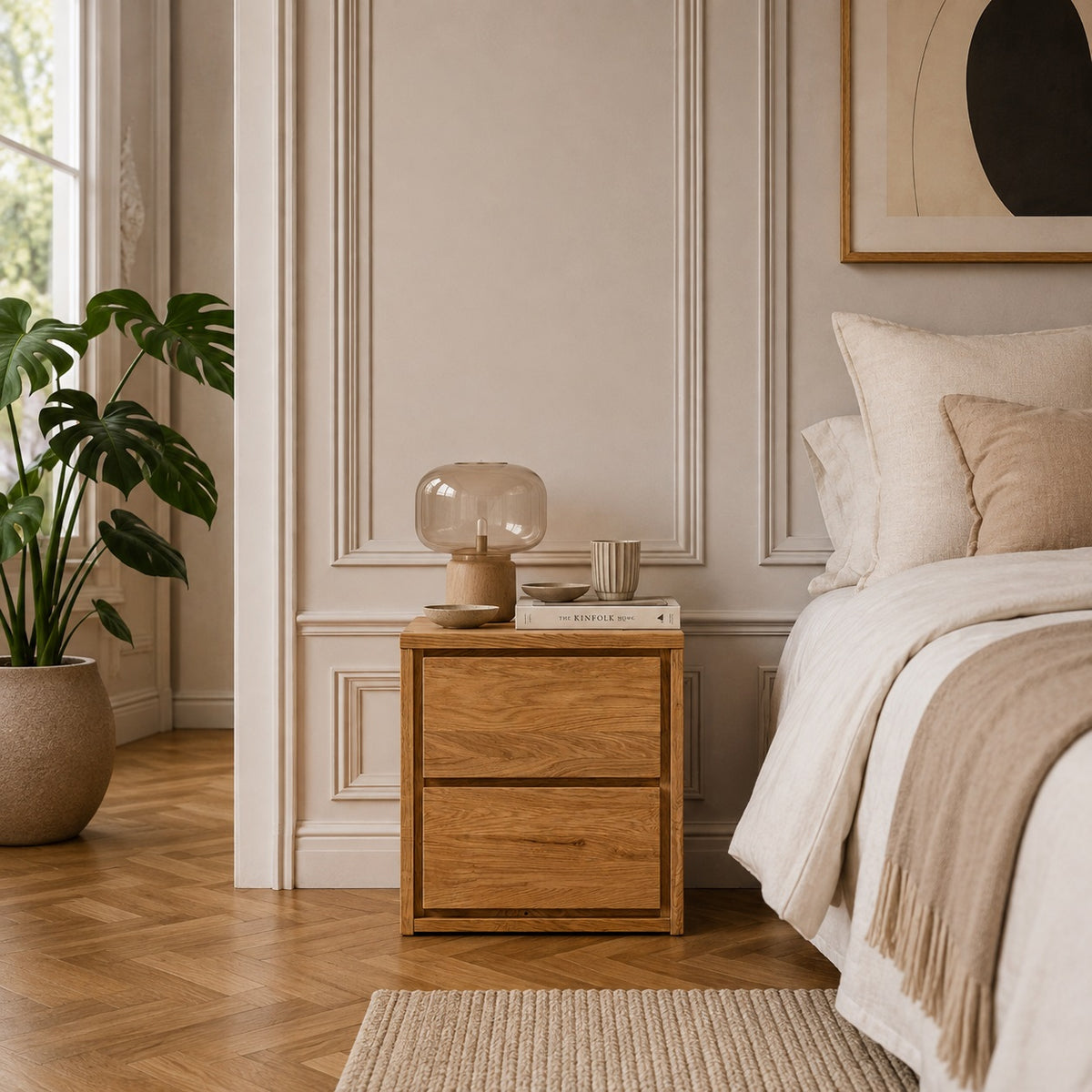 Heimdal Snedker Sengebord/Kommode i Massiv Egetræ med 2 Skuffer og Naturolie fra Organic Sleep | H48 x B47 x D42 cm | Leveres Færdigsamlet