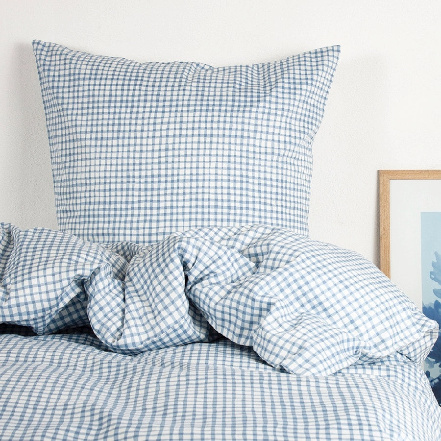 Julie Sengesæt Blue