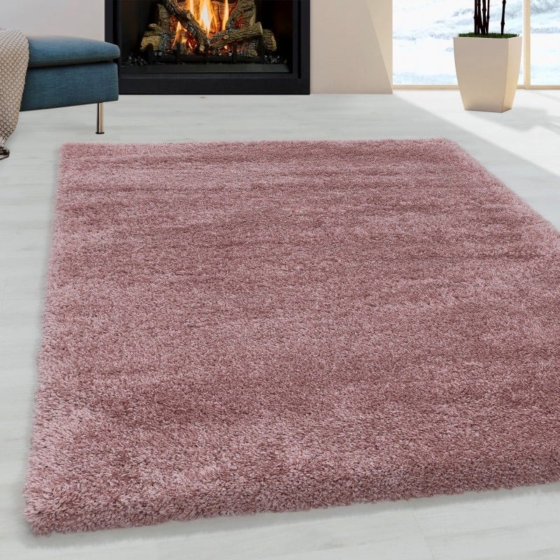 Louisa Ensfarvet Gulvtæppe i Lyserød fra Rugs by Uniquebeds Home & Living | Flere Størrelser i Firkantet & Rund