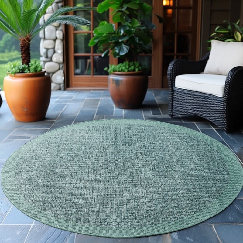 Mila Gulvtæppe i Blå med Simpel Kant fra Rugs by Uniquebeds Home & Living | Flere Størrelser i Firkantet & Rund i Firkantet & Rund