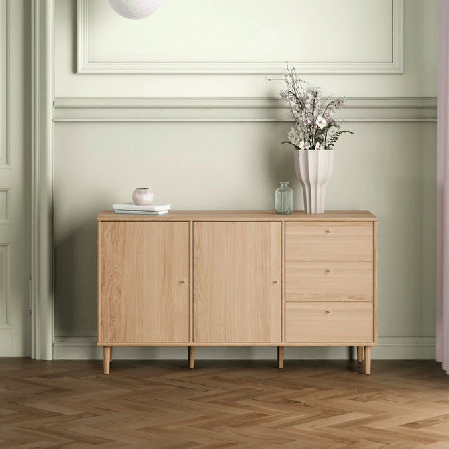 Mistral Modul 112 i Massiv Egetræsfinér fra Hammel Furniture | Færdig Kombination 19 - BHD 132,6x60,8x32,5 cm – fra Unique Beds, Home & Living