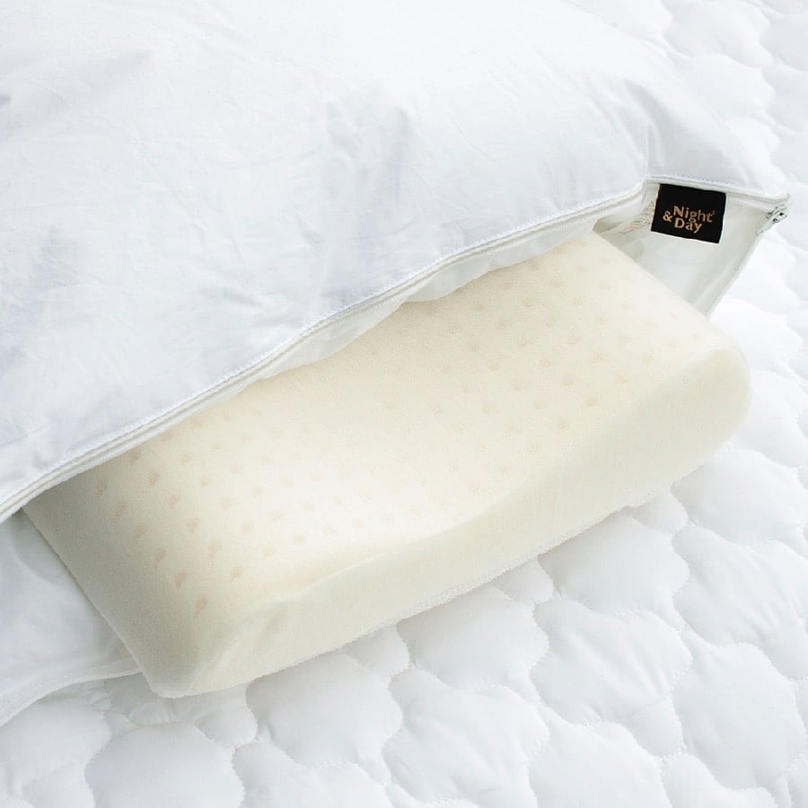 PERSEUS Multipude i Naturlatex fra Night&Day | 47x66 cm