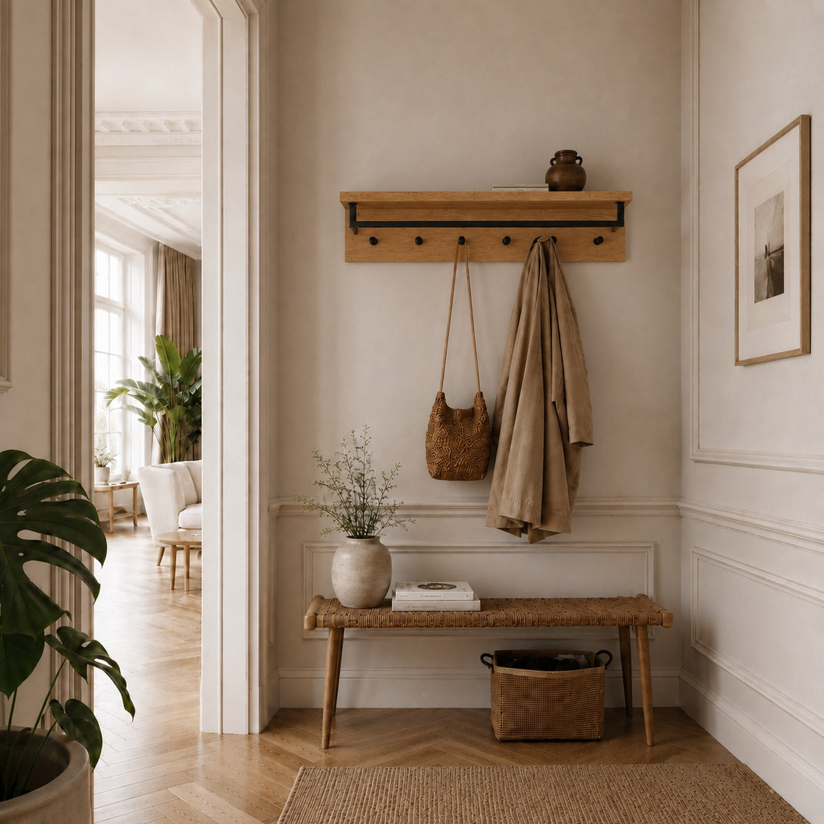 Sif snedker Hattehylde i massiv FSC Egetræ og Naturolie med 1 Bøjlestang og 6 Knager fra Organic Sleep | B80 x H22 x D2,5 cm