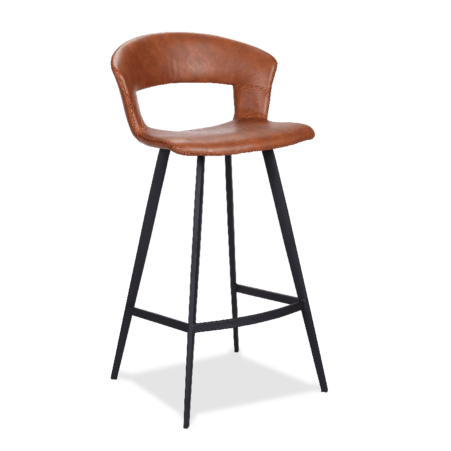 Tora Høj Barstol i Cognac Imiteret Læder & Sort Stel fra House Of Sander | H98,5 x B53 x L53 cm – fra Unique Beds, Home & Living