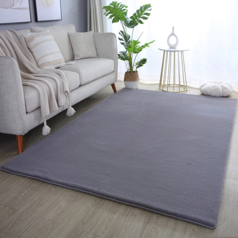 Violet Gulvtæppe i Grå fra Rugs by Uniquebeds Home & Living | Flere Størrelser i Firkantet & Rund