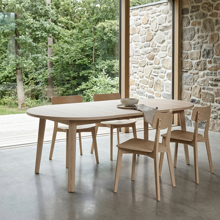 A-Line Spisebord i Hvidpigmenteret Egetræ fra Actona | Ø120-220x75 cm - Billede 1