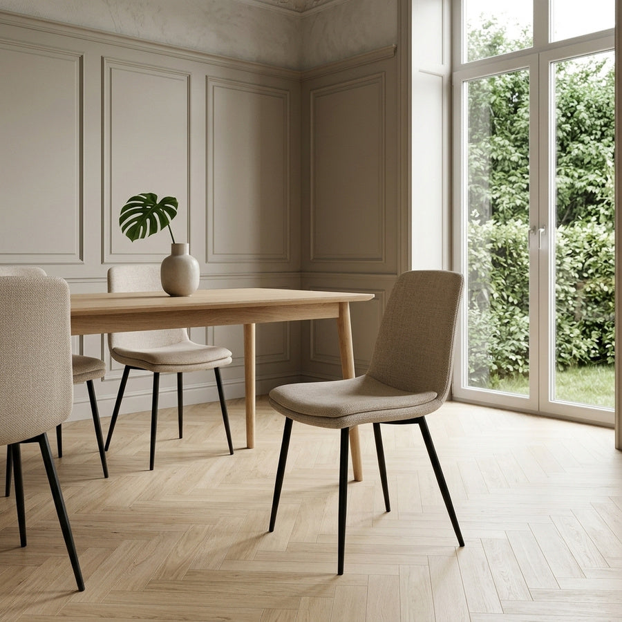 Becca Spisebordsstol i Beige Stof og Stel i Sort Stål fra Actona | 46x55x85,5cm - Billede 1
