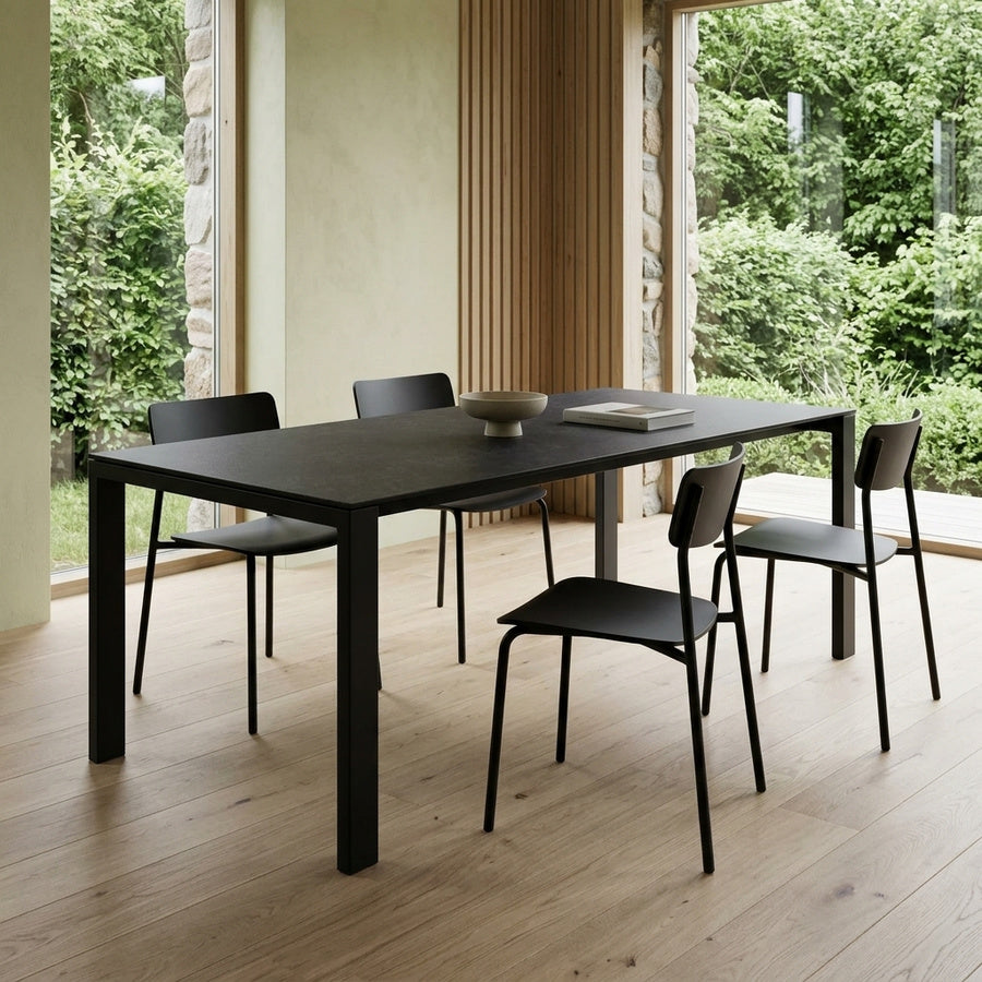 Brentford Spisebord i Sort Fairbanks Keramik & Stel i Sort Stål fra Actona | L200xB90xH75cm - Billede 1
