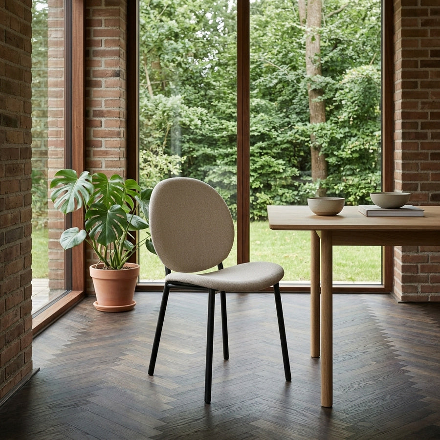 Cliff Spisebordsstol i Beige Stof med Lynlås og Stel i Sort Stål fra Actona | 50x57,5x87cm - Billede 1
