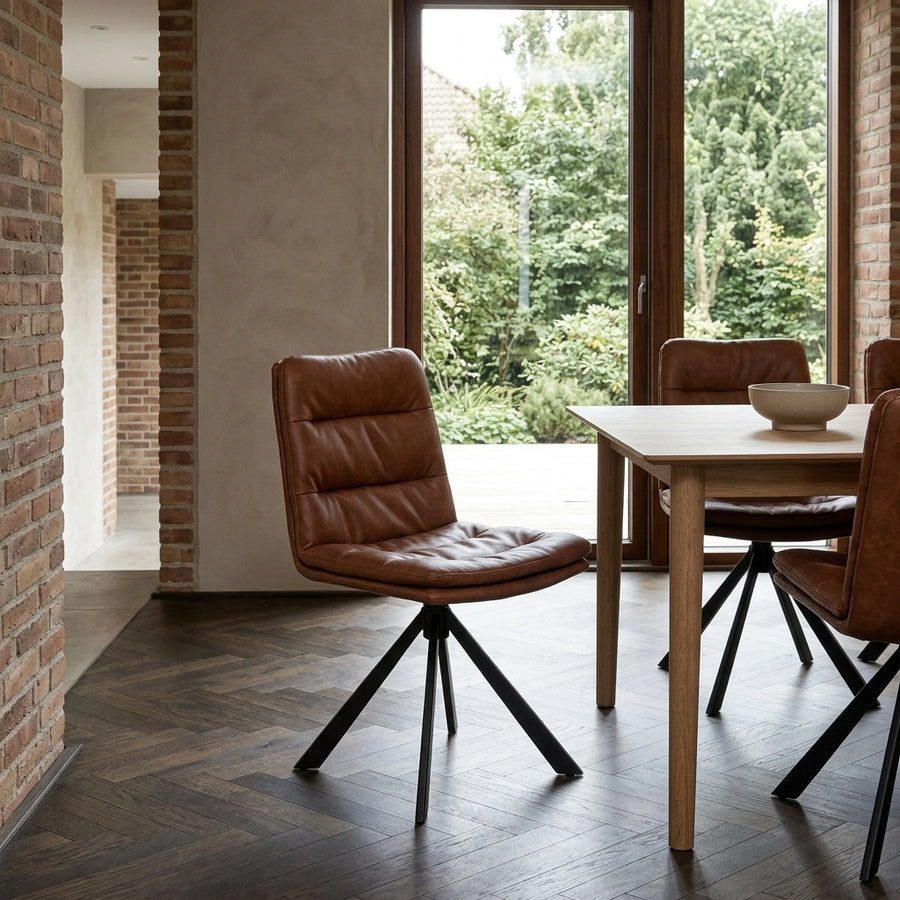 Dean Spisebordsstol i Cognac PU Retro med Drejefunktion og Stel i Sort Stål fra Actona | 47,5x57x85cm - Billede 1