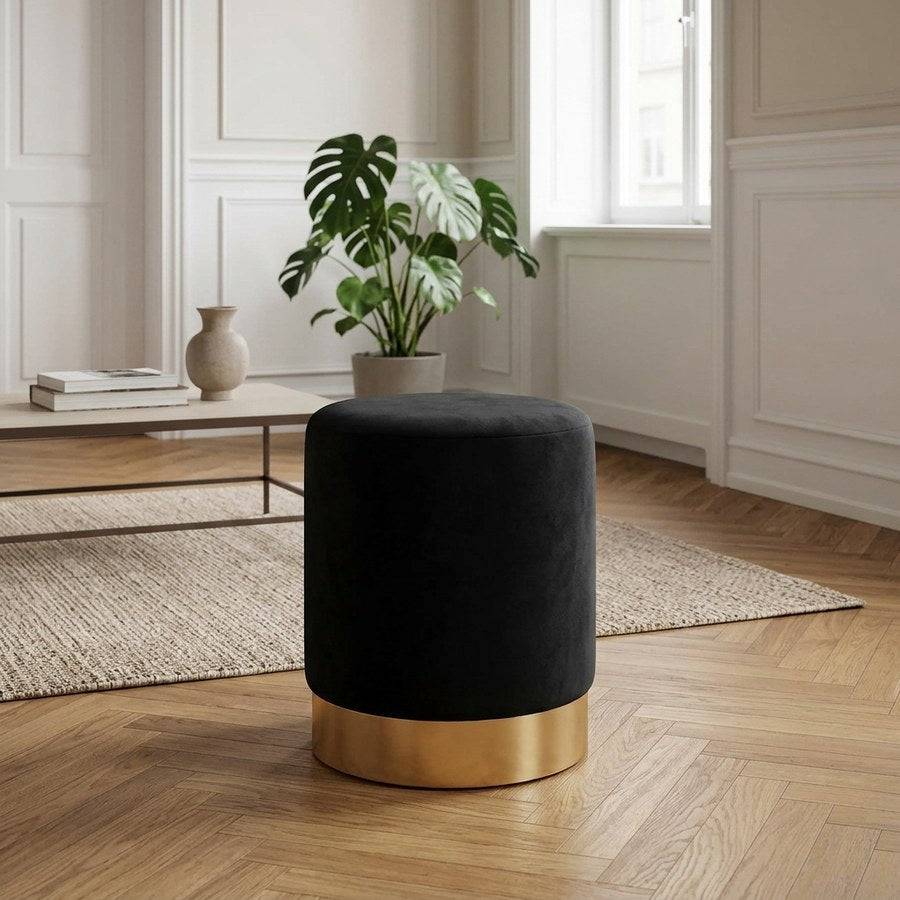 Gamby puf i sort velour med messing kant fra House Nordic | ø34x43 cm
