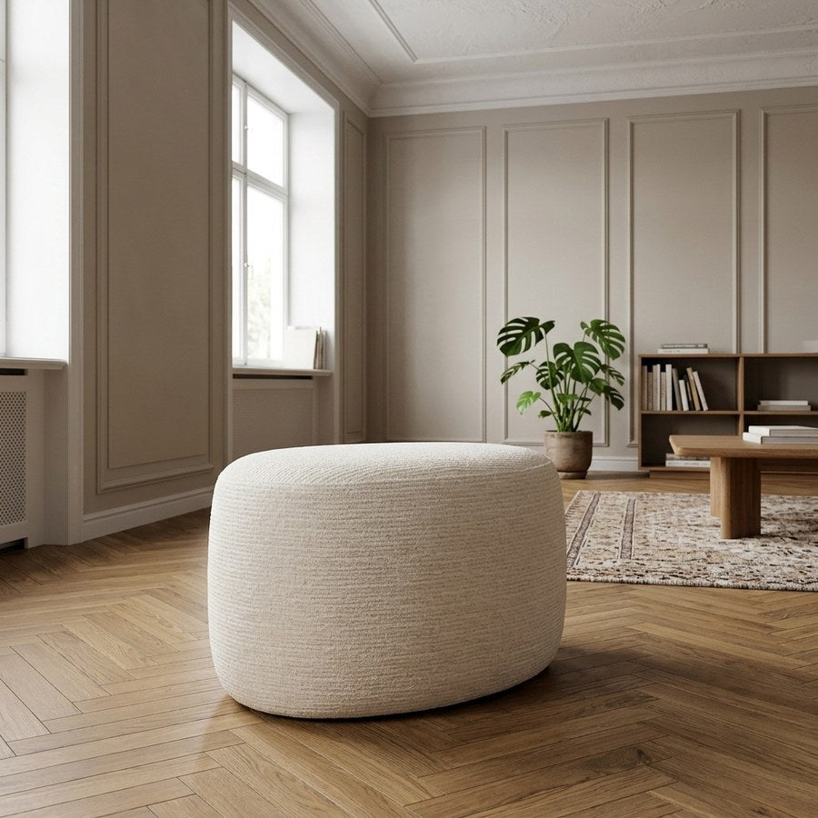 Hilo Puf i Off-White Chenille fra House Nordic | L40xB55xH39cm