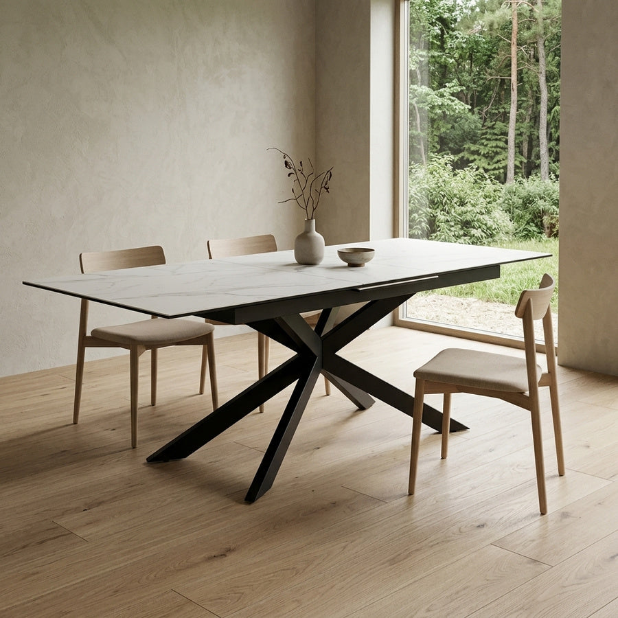 Irwine Spisebord i Hvid Keramik med Synkron Udtræk & Stel i Sort Stål fra Actona | L168-210xB90xH76cm - Billede 1