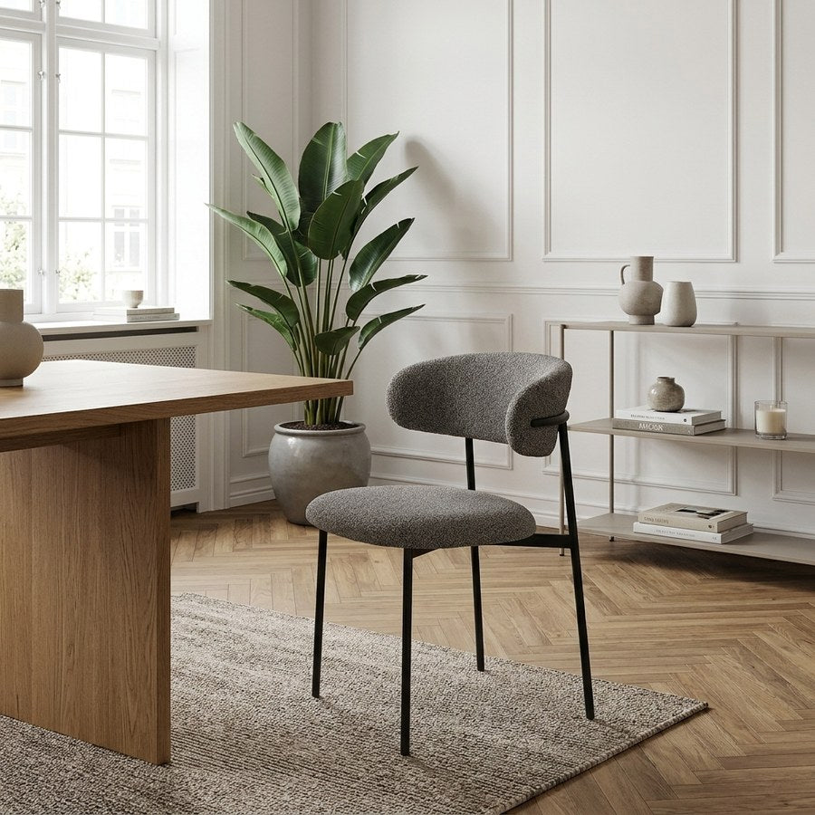 Mira Spisebordsstol i Grå Bouclé med Sorte Ben Fra House Nordic | Polyester