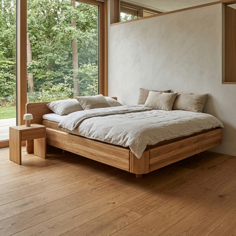 Smooth Oak Snedker Sengeramme i Massiv Egetræ fra Raw Sleep - Billede 1