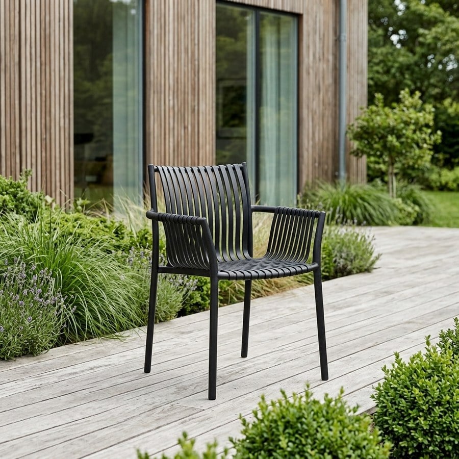 Tulsa Havestol i Sort UV-resistent hårdt termoplastik Fra House Nordic | 56,5x59,5x82,5 cm | Kan stables