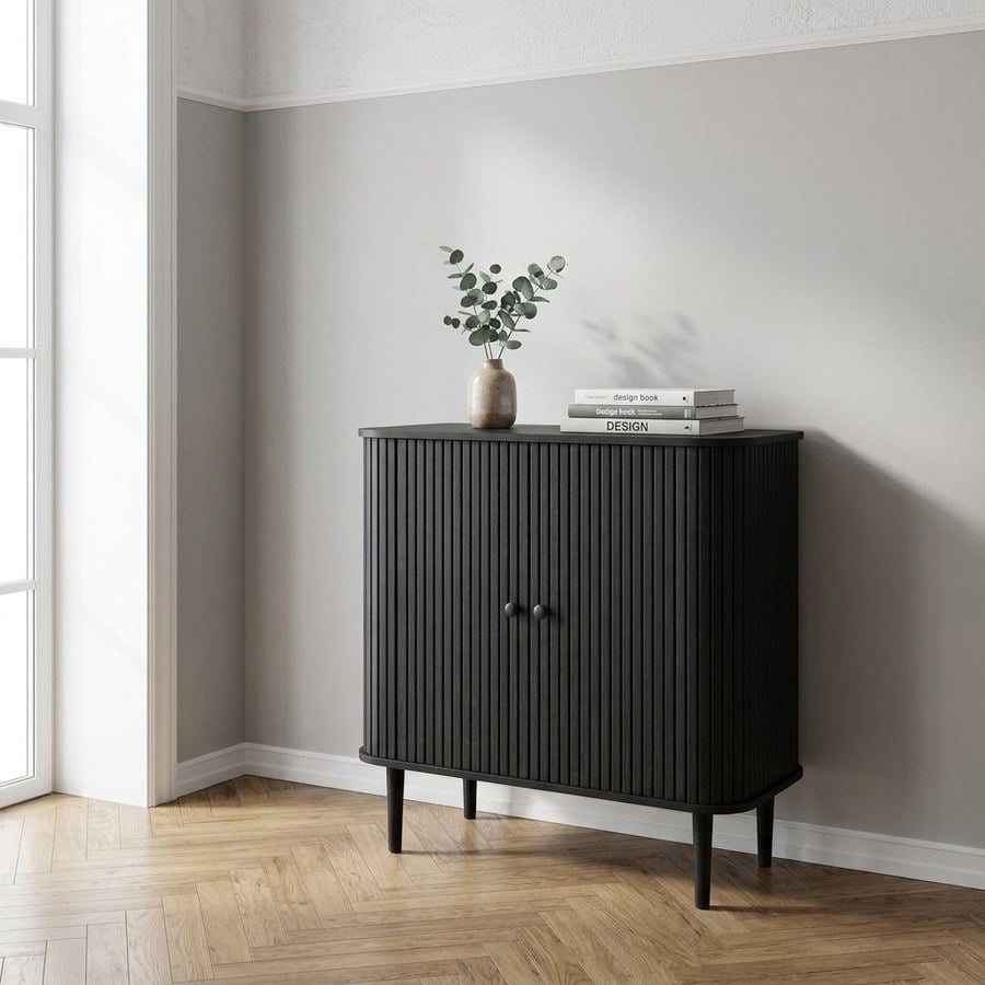 Nikko Skænk i Sort MDF &amp; Fyrretræ med 2 Låger fra House Nordic | L80xB40xH87 cm