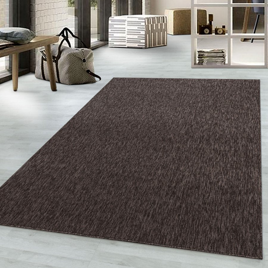 Benjamin Gulvtæppe i Brun med Kant fra Rugs by Uniquebeds Home &amp; Living | Flere Størrelser i Firkantet &amp; Rund