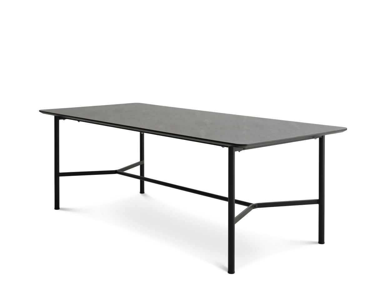 Bering Spisebord med HPL Bordplade i Antracit og Sort Metalstel fra Unique Beds, Home & Living