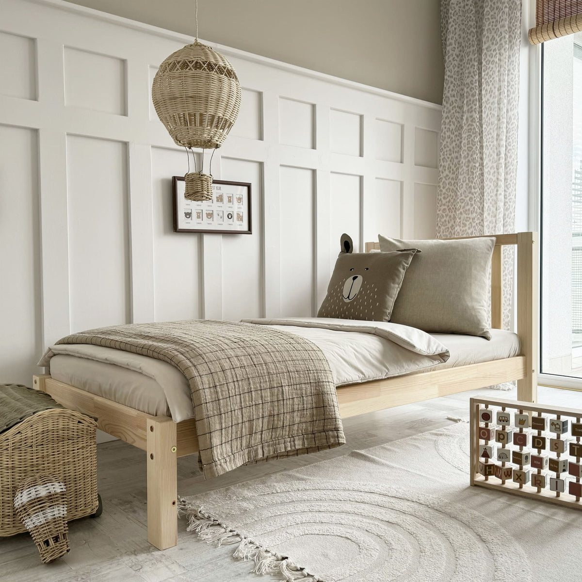 Børneseng Simple Fence i Limet Fyrretræ fra Raw Kids, billede 1 fra Unique Beds, Home & Living