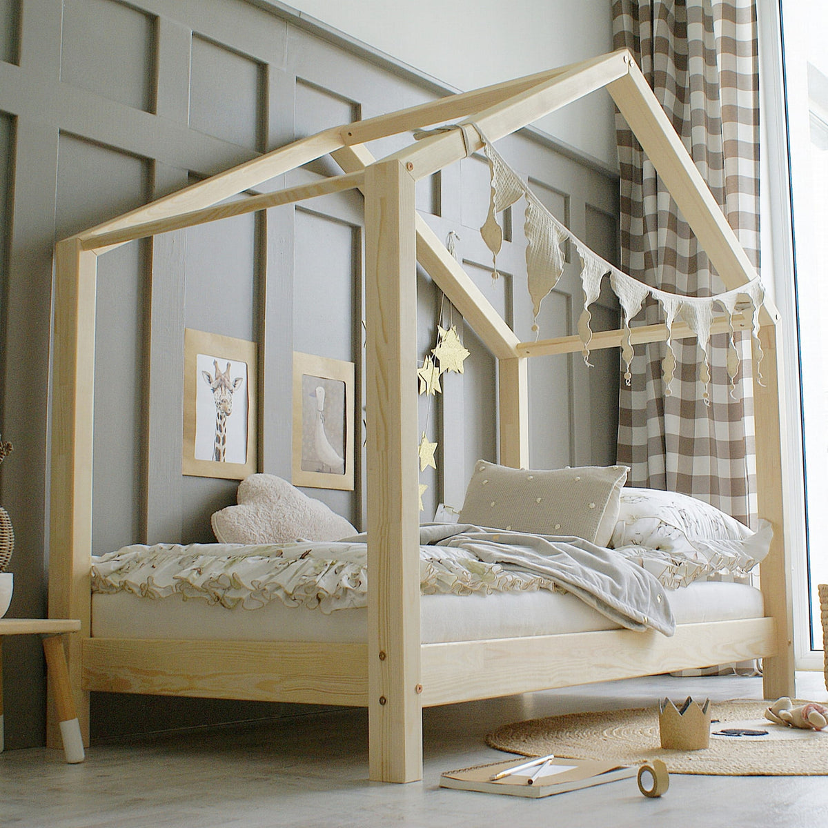 House Classic Husseng i Limet Fyrretræ i Flere Farver fra Raw Kids i farven Natur – fra Unique Beds, Home & Living