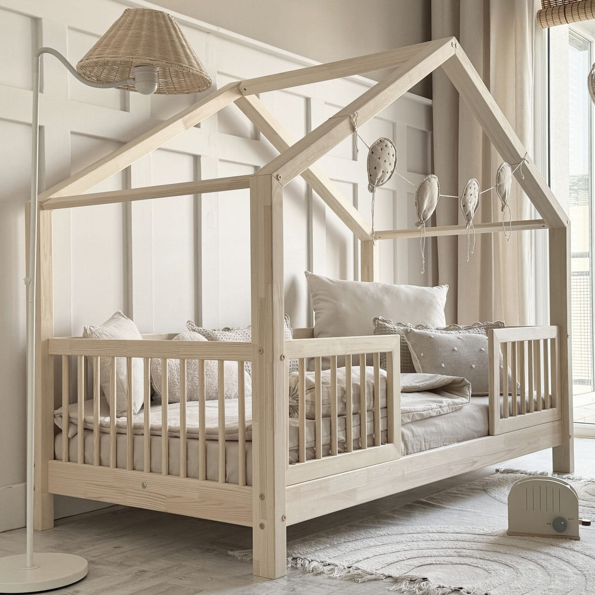 House Alto Duo Husseng med Midterindgang i Limet Fyrretræ i Flere Farver fra Raw Kids i farven Natur – fra Unique Beds, Home & Living