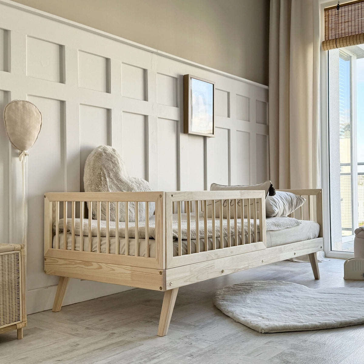 Verto Alto Børneseng i Limet Fyrretræ i Flere Farver fra Raw Kids i farven Natur – fra Unique Beds, Home & Living
