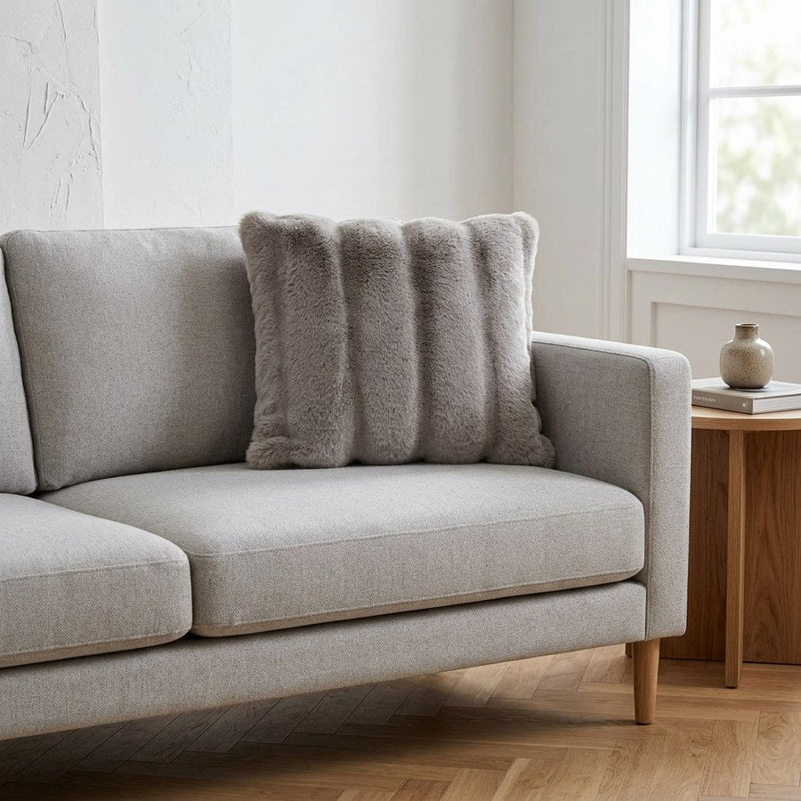 Galena Pude i Grå Imiteret Pels fra House Nordic | B45xH45 cm