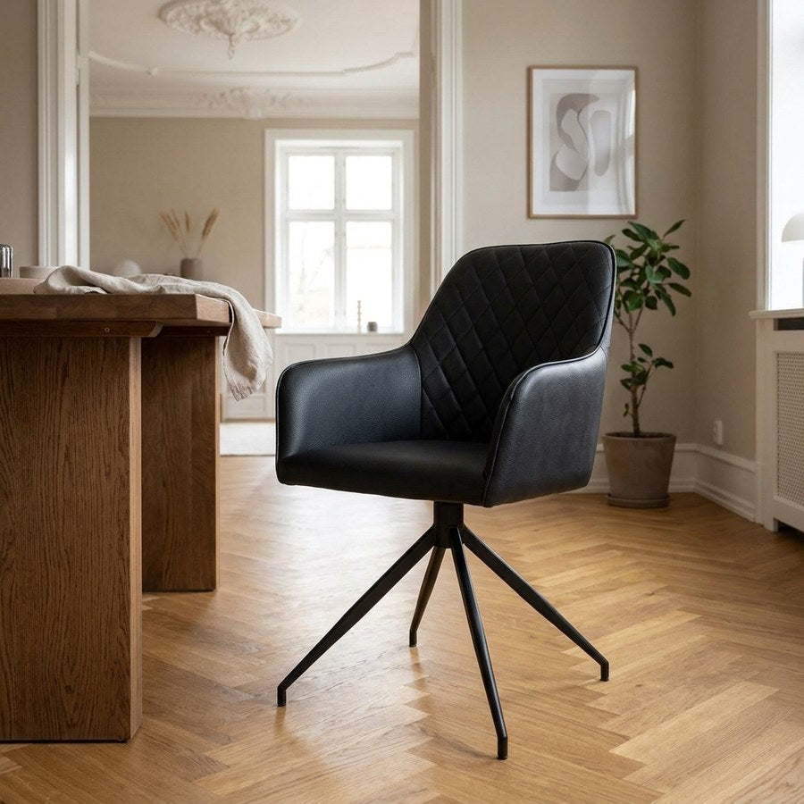 Harbo Spisebordsstol i Sort Kunstlæder med Drejefod & Ben i Sort Stål fra House Nordic | B56xL62xH89 cm