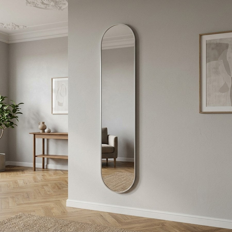 Hennetved Spejl i Sølv Aluminium fra House Nordic | B35xL3xH170 cm