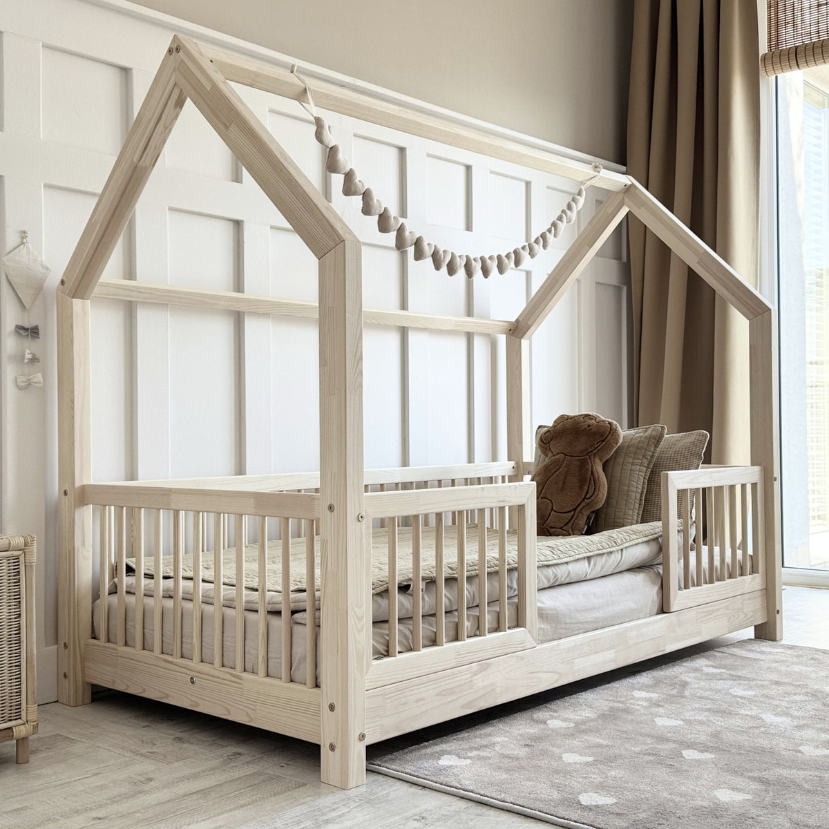 Husseng Flori Duo med Midterindgang i Limet Fyrretræ fra Raw Kids, billede 1 fra Unique Beds, Home & Living