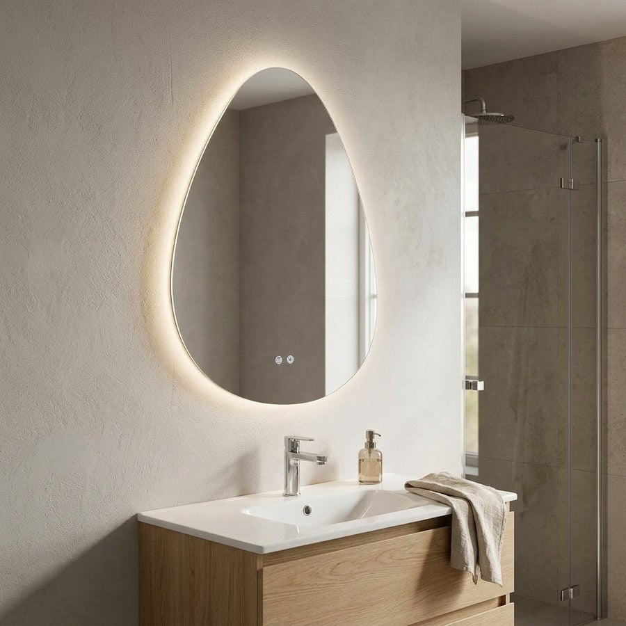 Kiama Spejl i Glas med LED & Antidug fra House Nordic | B4xL58xH80 cm