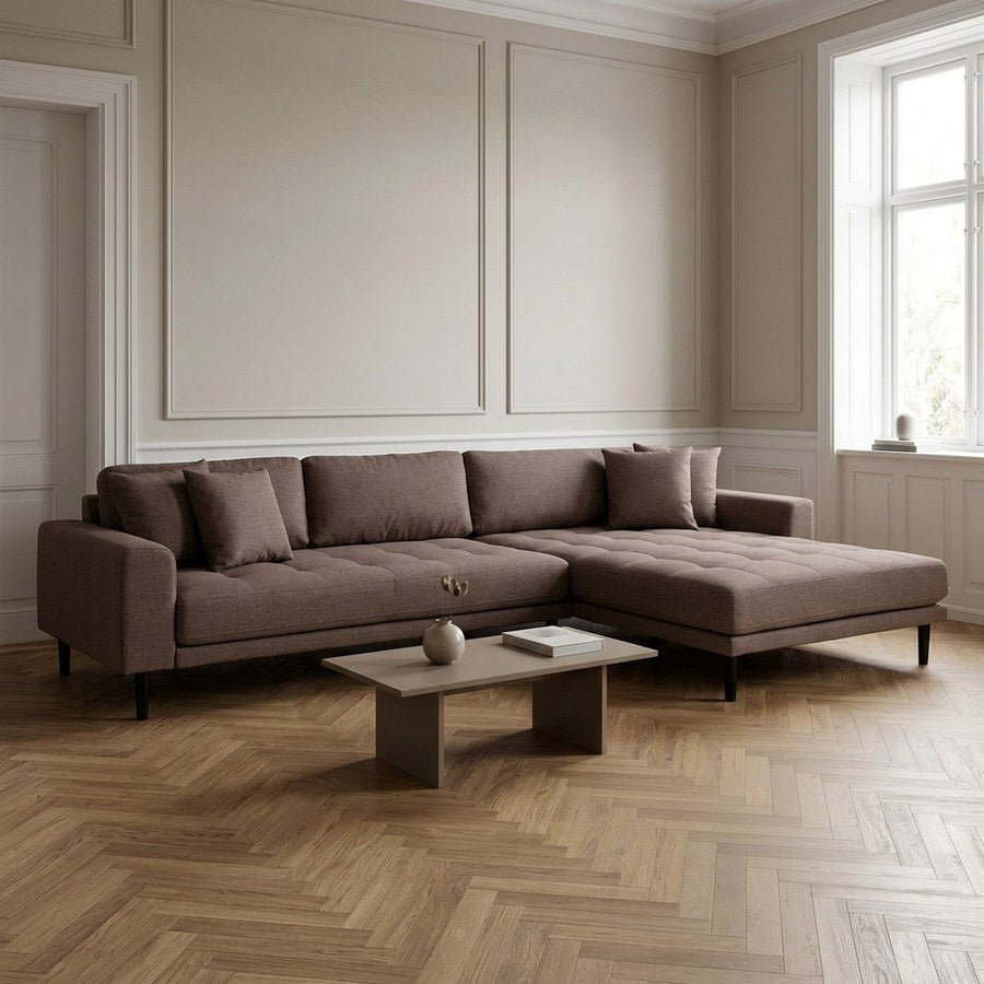 Lido Højrevendt Loungesofa i Brun Polyester med Fire Puder & Ben i Sort Træ fra House Nordic | B290xL170xH76 cm