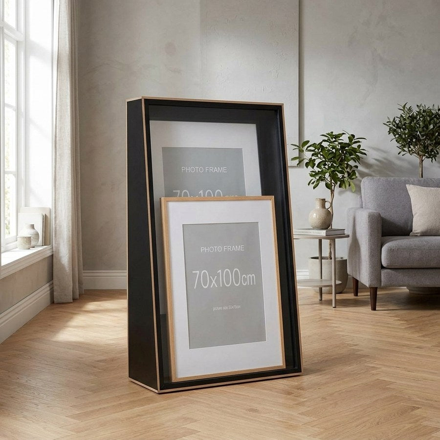 Marbella Ramme Display i Sort/Natur MDF & Glas fra House Nordic | B30xL73xH103 cm