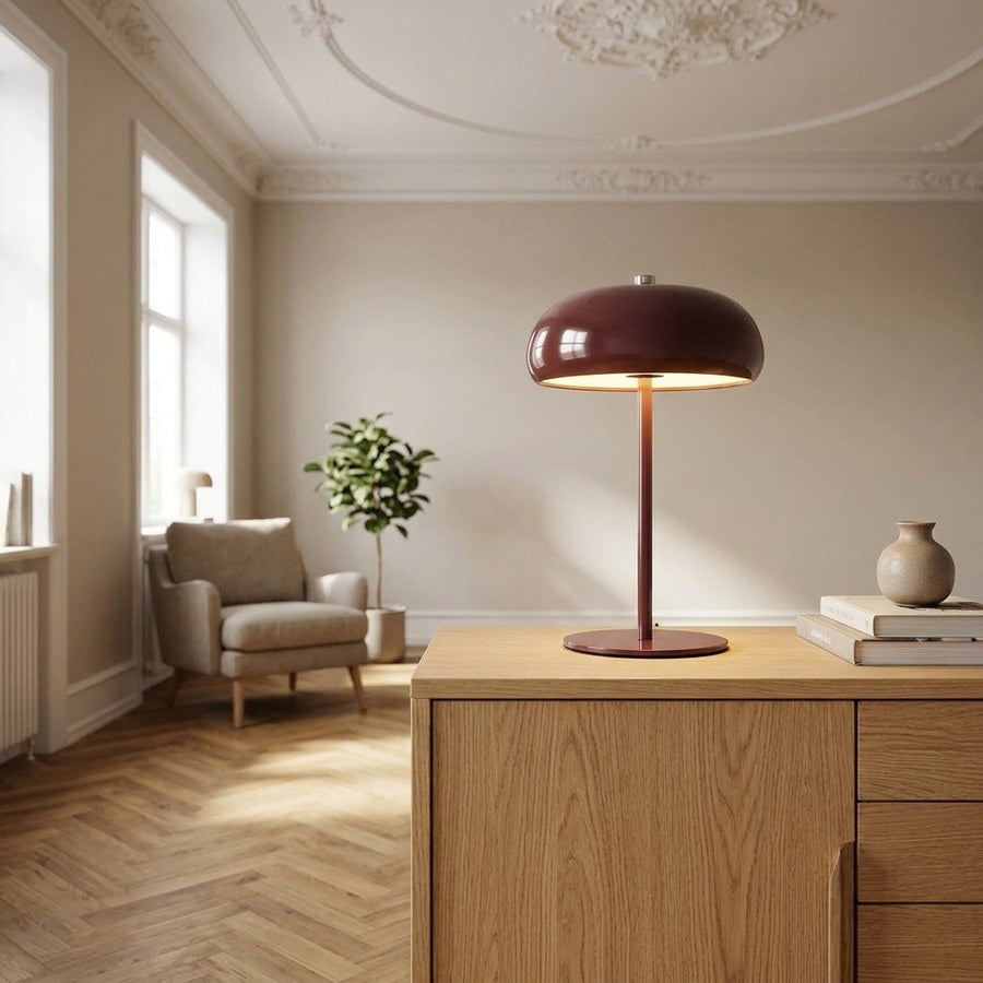 Margate Bordlampe i Bordeaux Metal fra House Nordic | Ø16xH23 cm