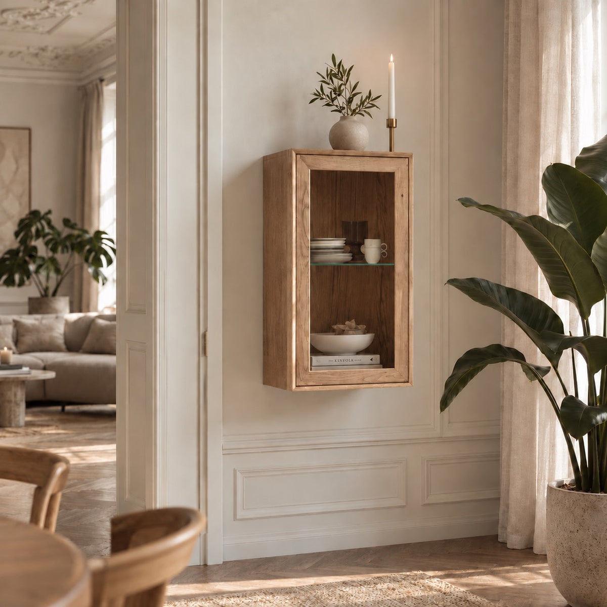 Njord Væghængt Snedker Skab med Glaslåge i Massiv FSC Egetræ og Naturolie fra Organic Sleep, B46 x D26 x H81 cm – fra Unique Beds, Home & Living