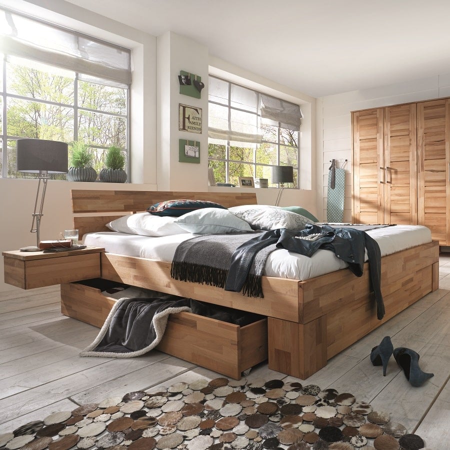 Saga Snedker Sengeramme i Massiv FSC Egetræ med 2-delt Gavl og Skuffer fra Organic Sleep | 90x200 cm fra Unique Beds, Home & Living
