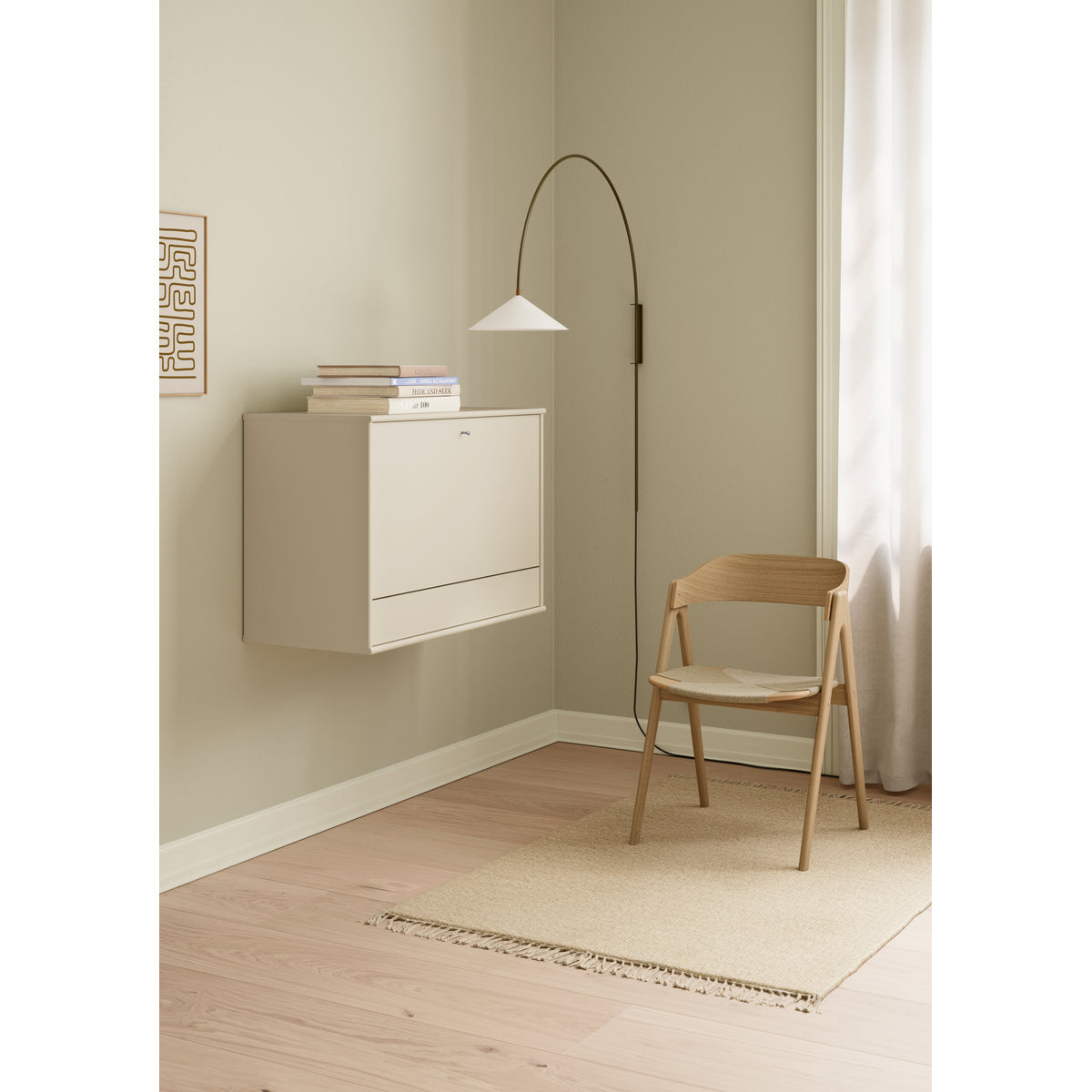 Beige – Skab med Klap fra Mistral by Hammel – miljøbillede – fra Unique Beds, Home & Living