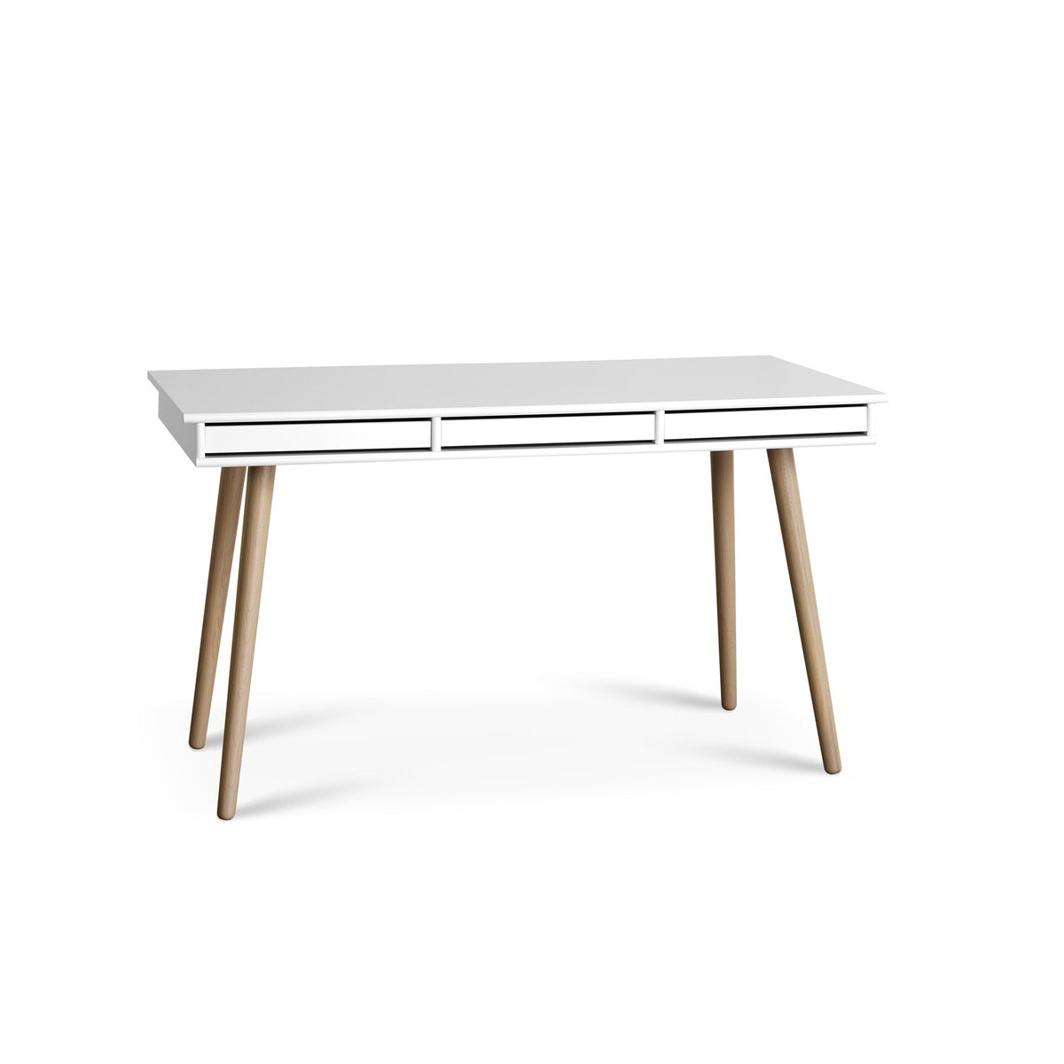 Snehvid – Skrivebord med Egetræsben fra Mistral by Hammel – fra Unique Beds, Home & Living