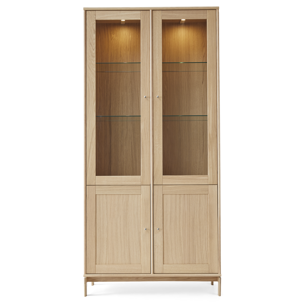 Hvidpigm. eg – Vitrineskab med Glas- og Trælåger fra Mistral by Hammel – fra Unique Beds, Home & Living