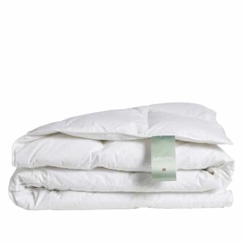 LIV Helårsdyne med Fyld af Moskusdun & Betrukket med 100% Økologisk Bomuld fra Nænsom | 140x220 cm - OUTLET
