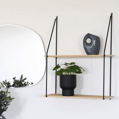 Haag træhylder med sort stel fra House Nordic | 55x21 cm