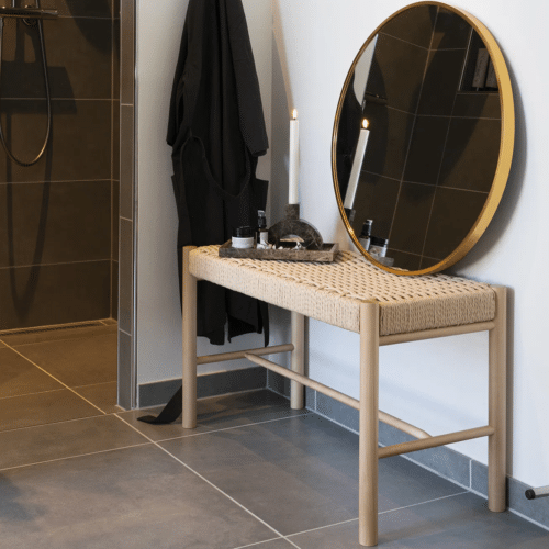 Abano Bænk i Massiv Poppeltræ med Håndvævet Sæde fra House Nordic | 30x80x45 cm