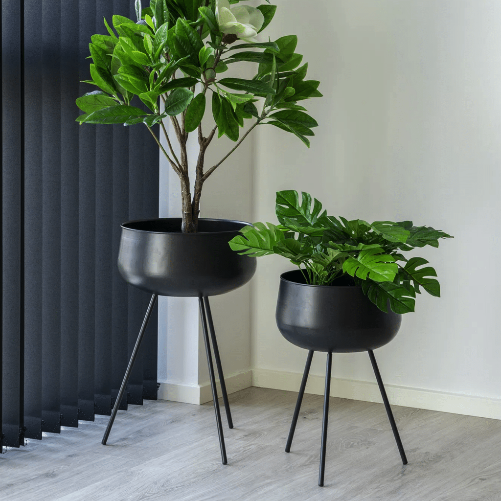 Set i 2 fioriere alte Minoa con effetto pietra marrone 44 x 44 cm