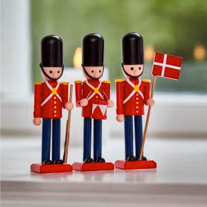 Celebrate Garder 6,2 x 6,2 x 15 cm 3 stk. Rød/Sort